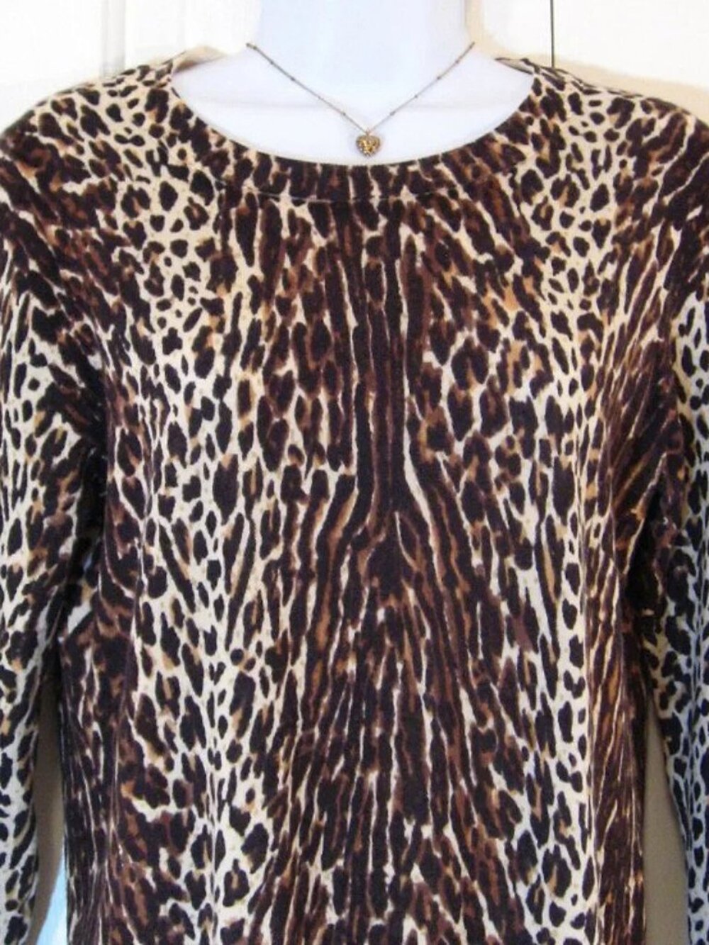 J. Crew | 'Tippi' Leopard Print Wool Pullover Sweater Top - Picture 3 of 9